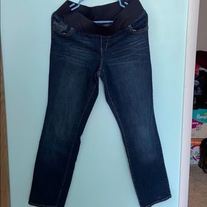 Old Navy Maternity Straight Jeans
